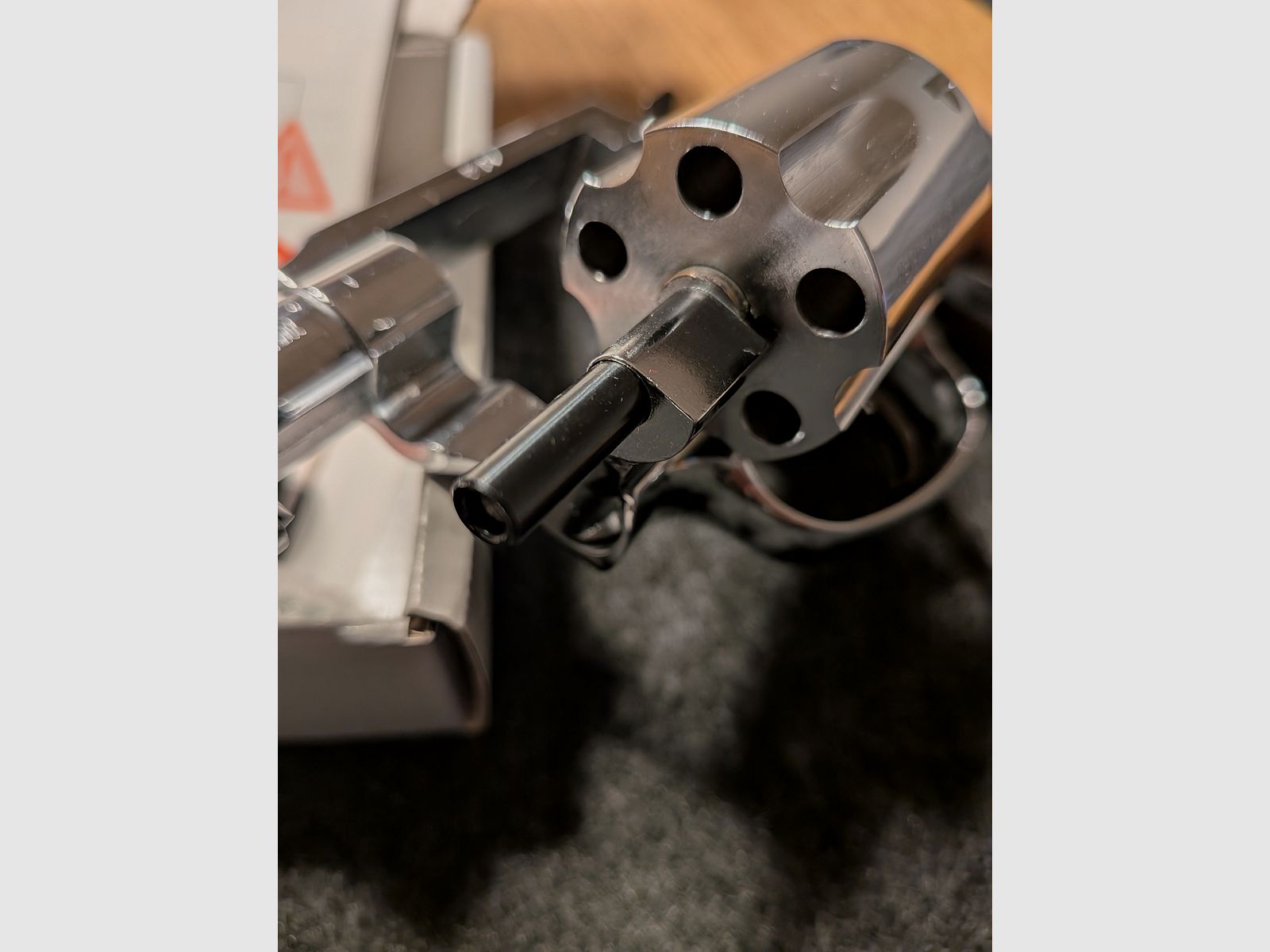 Weihrauch HW 37 Chrom PTB779 Kal.9mm R.Knall + Nowy + Rewolwer strzelający ostrzegawczo