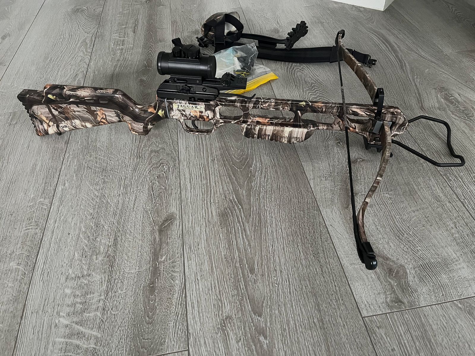 jaguar Armbrust crossbow camo 175 lbs