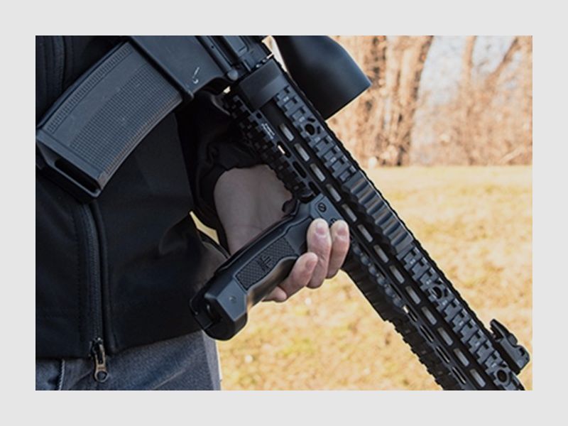 UTG D-Grip met bipod, afbeelding 5 van 6