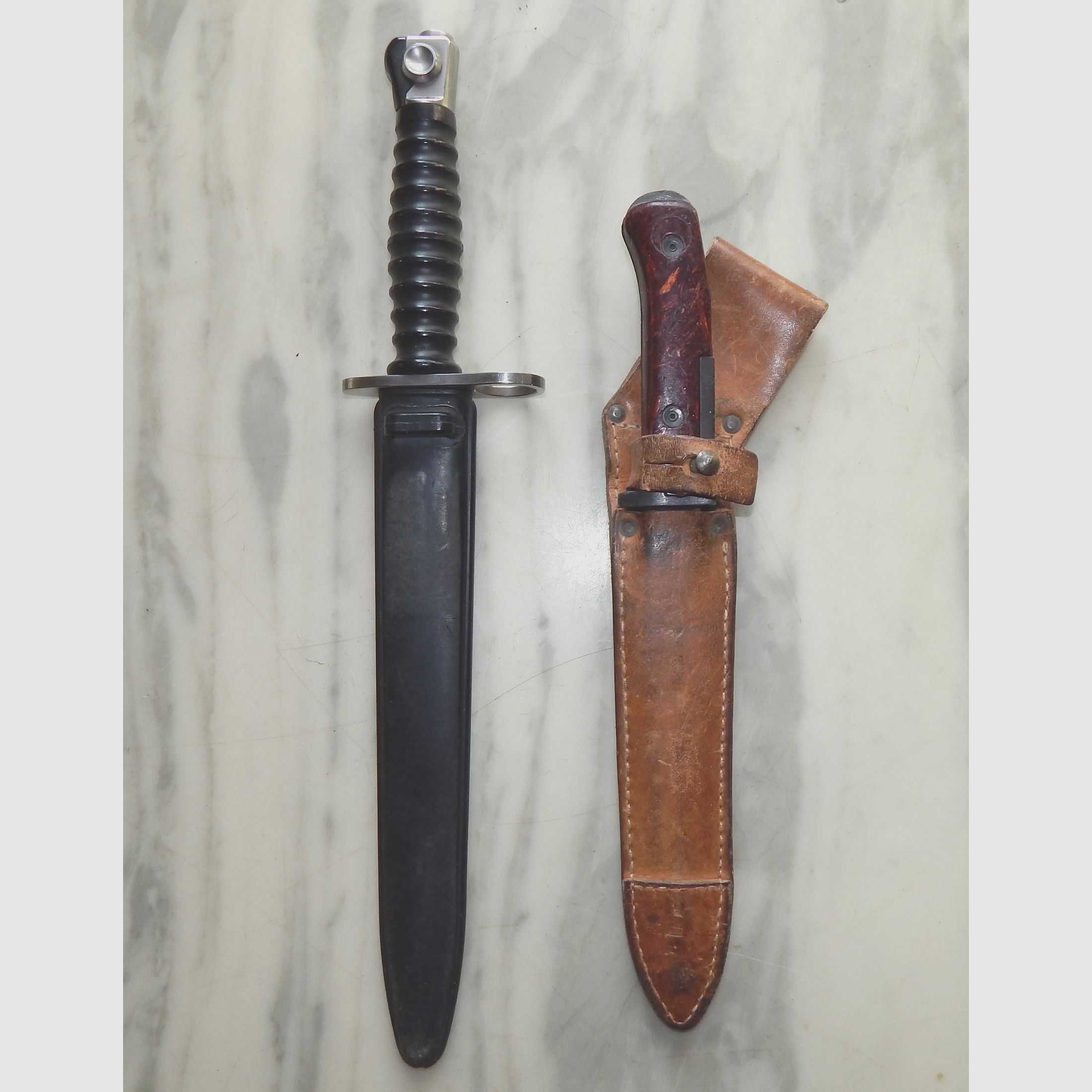 2 bayonets
