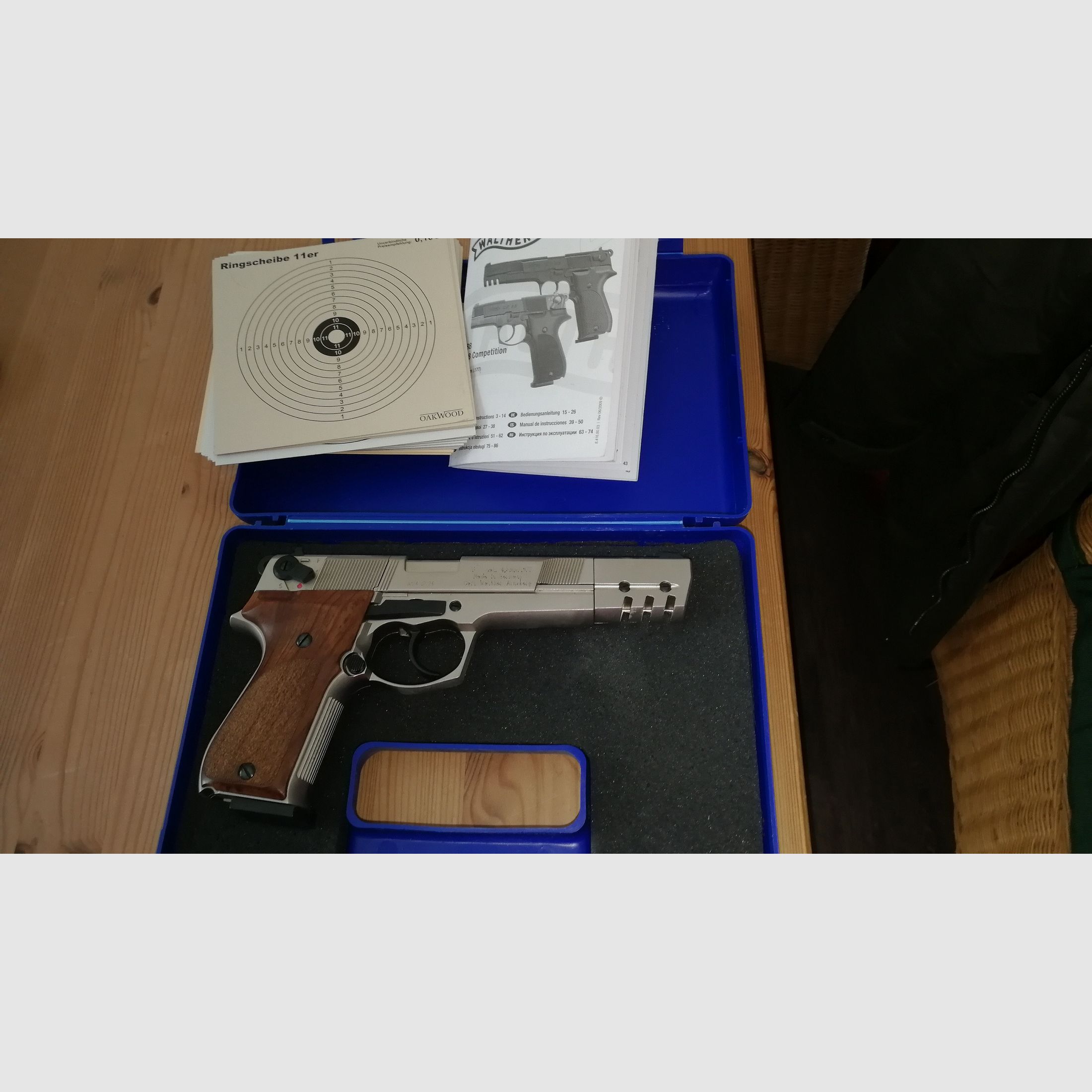 Walther CP 88 vernickelte Luftpistole mit viel Zubehör