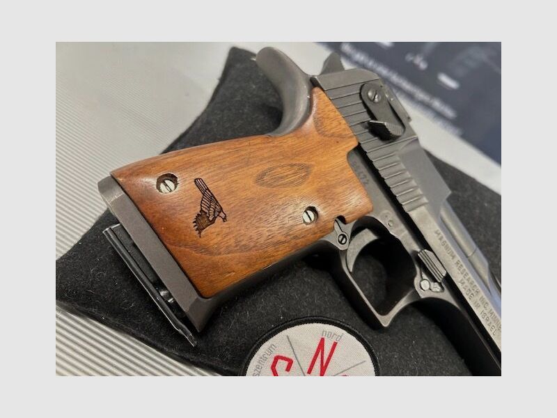 ISRAEL MILITARY INDUSTRIES LTD Desert Eagle