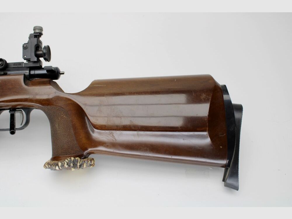EL Büchse Anschütz Modell Match 54 Kaliber .22lr #:15646 Pfandversteigerung 17.7.25