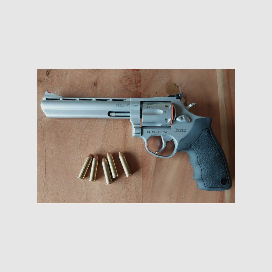 Revolver TAURUS 689 Cal: 357 Mag.