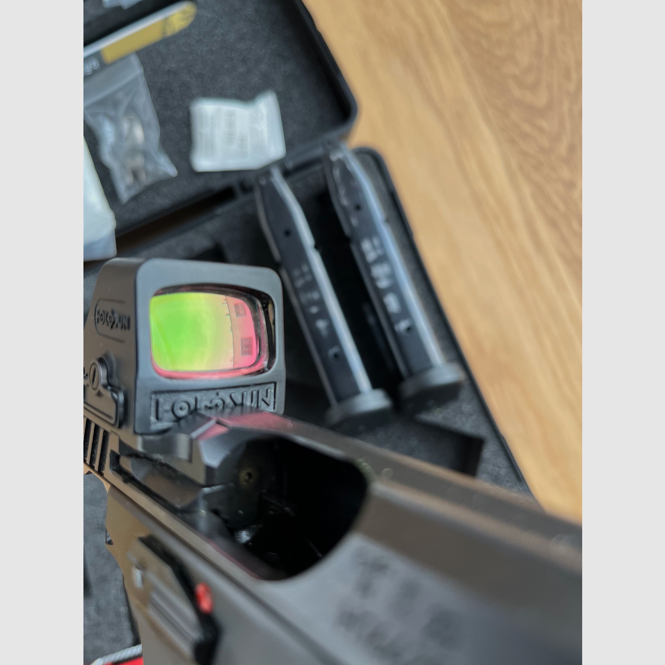 Top CZ Shadow 2 Compact mit Werks SAO Umbau