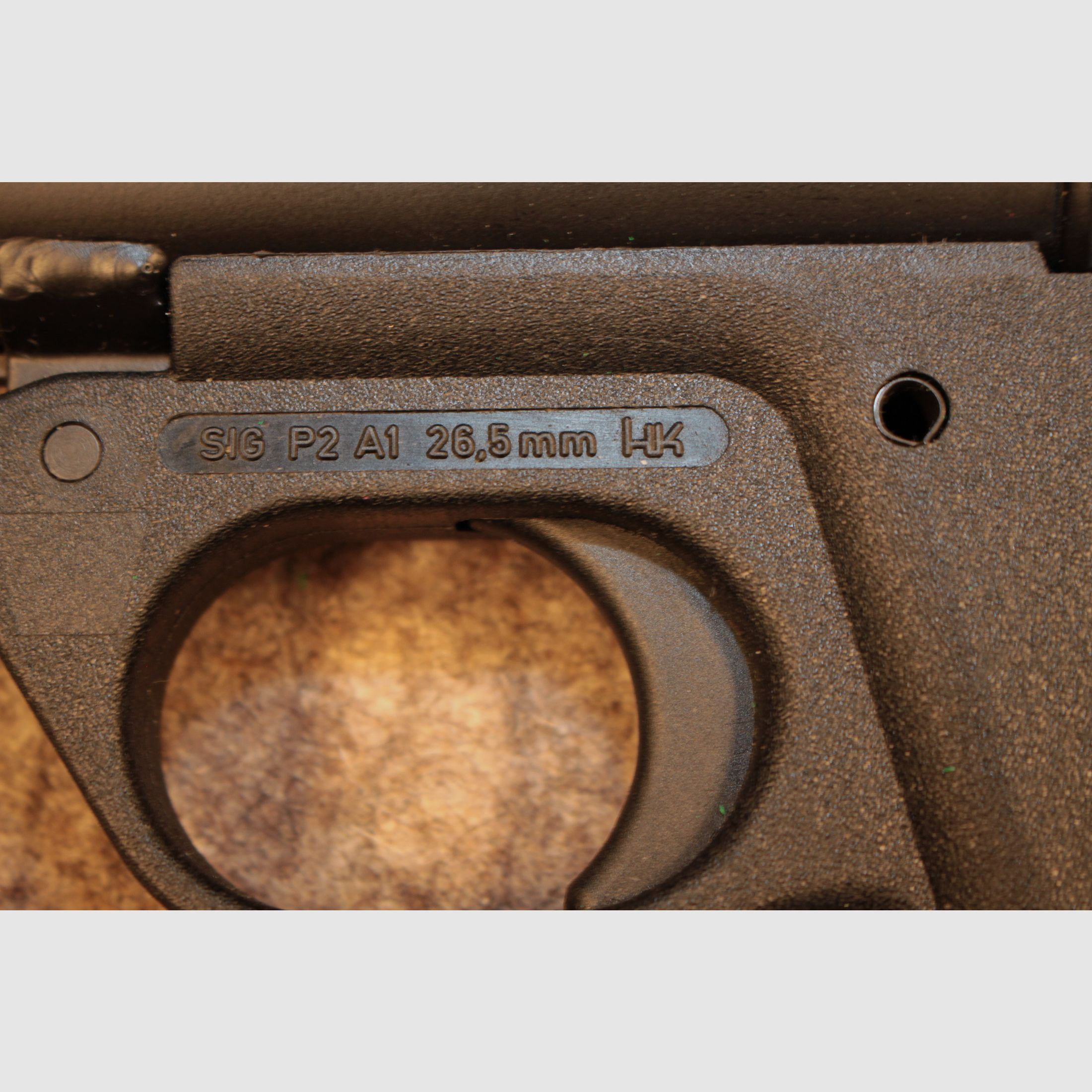 Signal pistol Heckler und Koch in caliber 4.