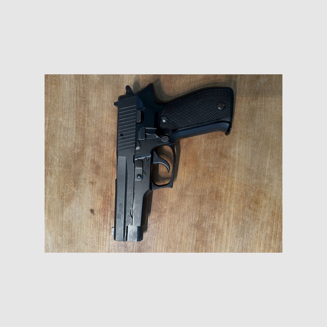 Sig Sauer P226 9mm Luger