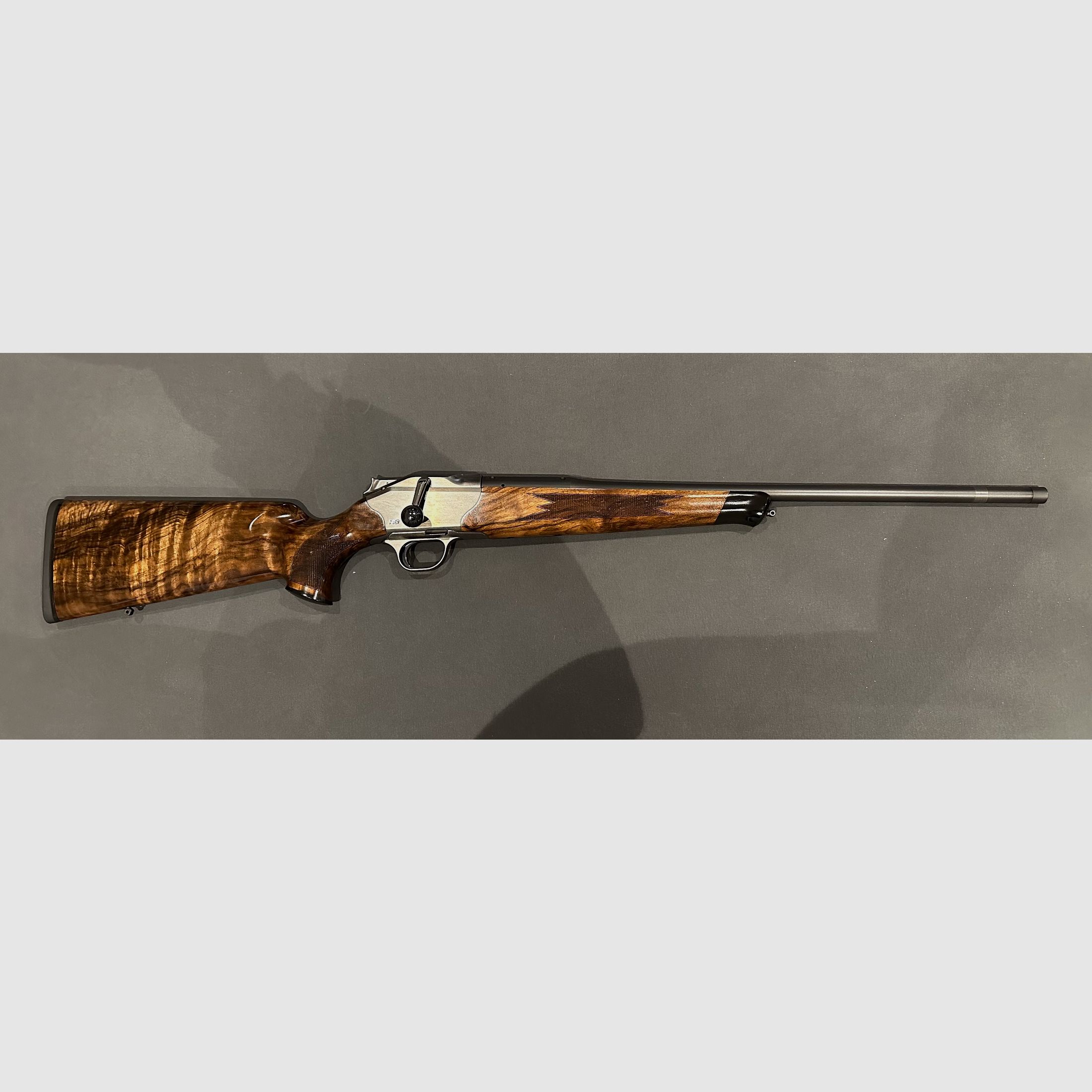 Custom Blaser R8 Ruthenium 
