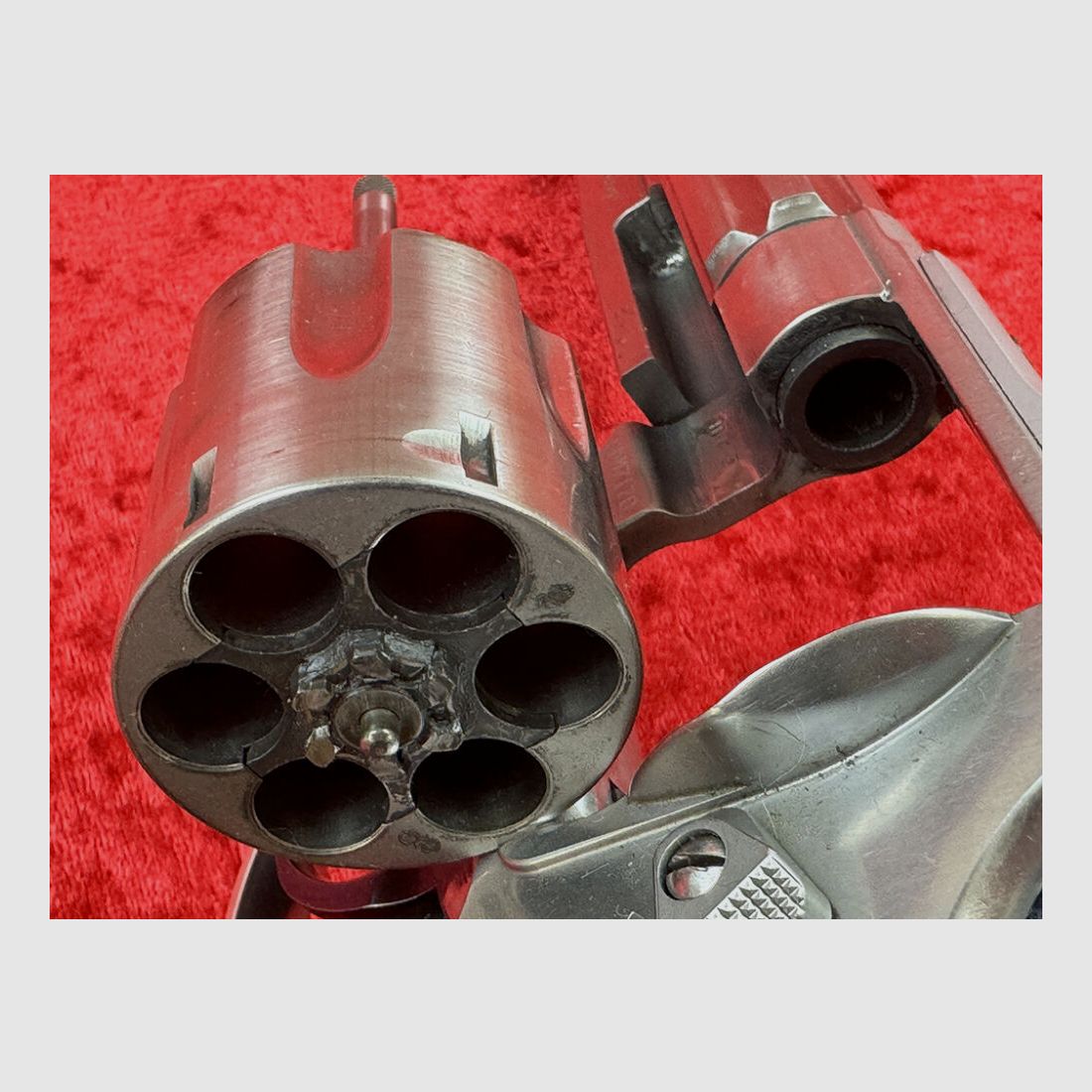 Smith & Wesson 629-5 Custom-Gun-Shop