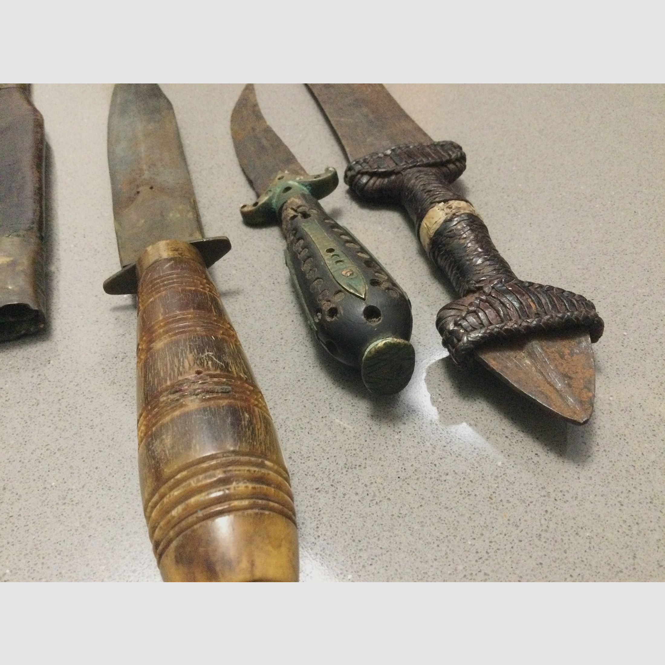 Messer, Dolch, uralt, museales Konvolut. Sammler, Liebhaber