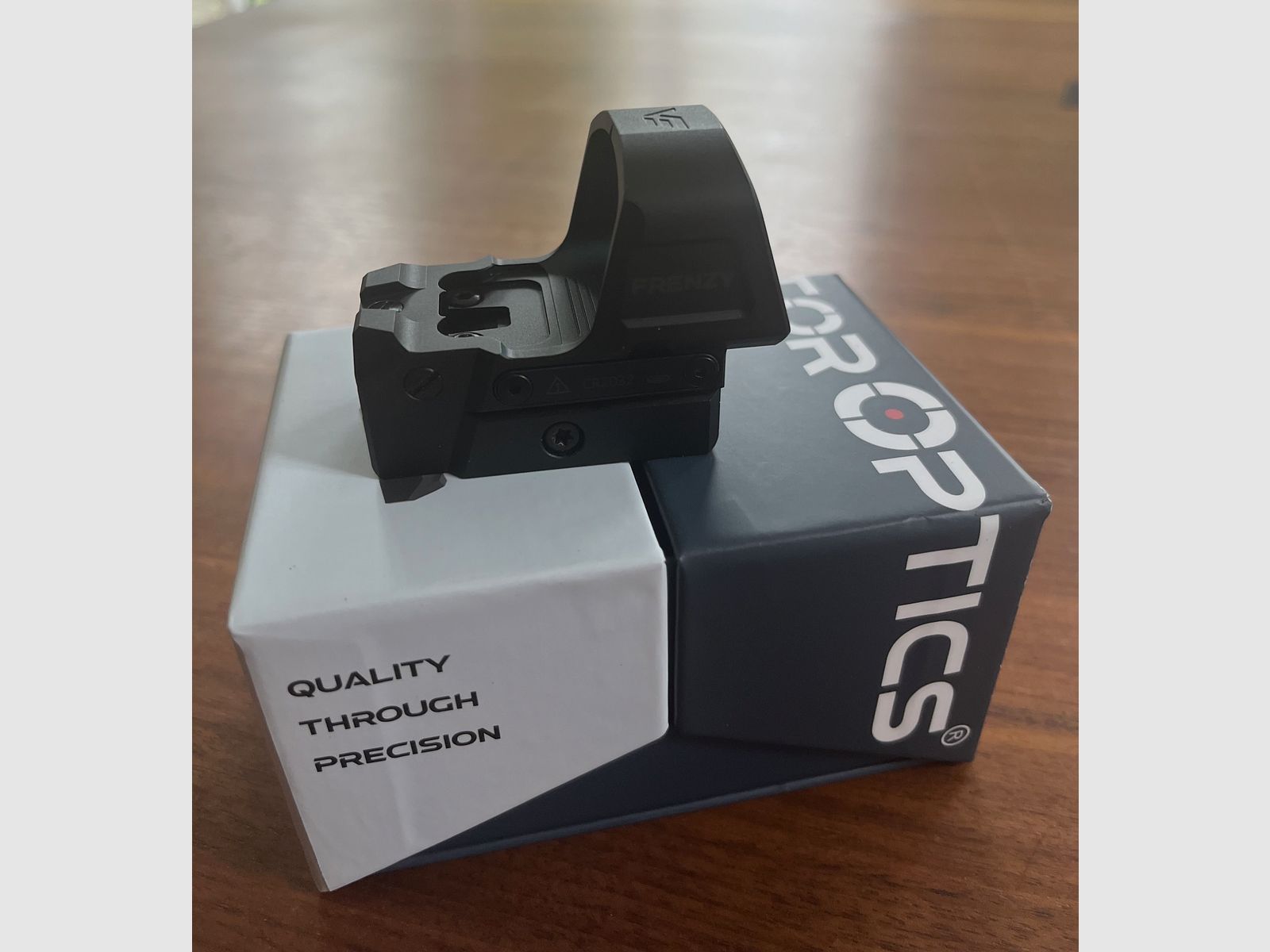 Vector Optics SCRD-79 Frenzy F3 1x26x32 6MOA - jak nowy