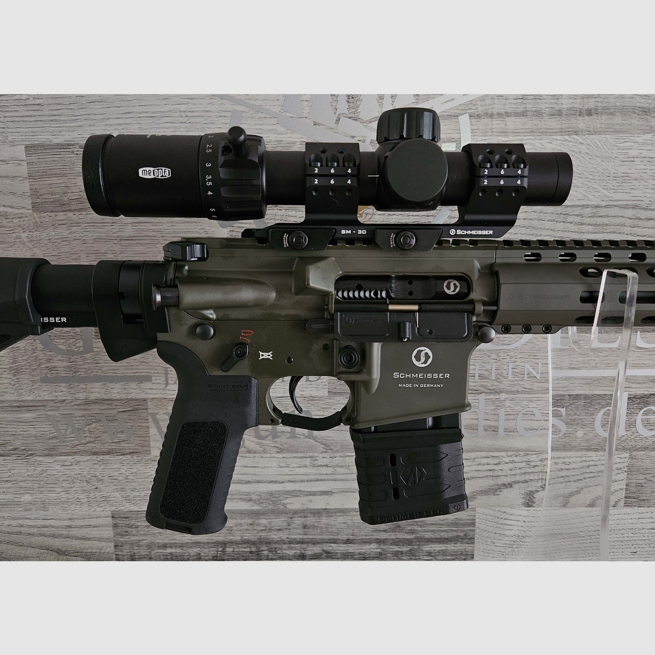 Nowy towar z handlu specjalistycznego - Schmeisser AR15 S4F OD Green 10,5" .223Rem - Zestaw z tłumikiem + lunetą