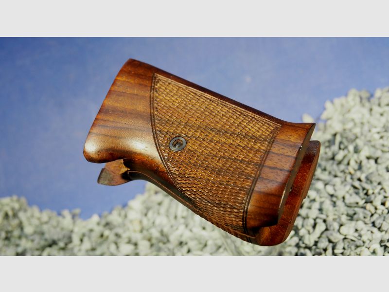 Sehr schöne Holz-Griffschalen für Walther P38 / P1 Pistole mit Fischhaut, Sehr gut !