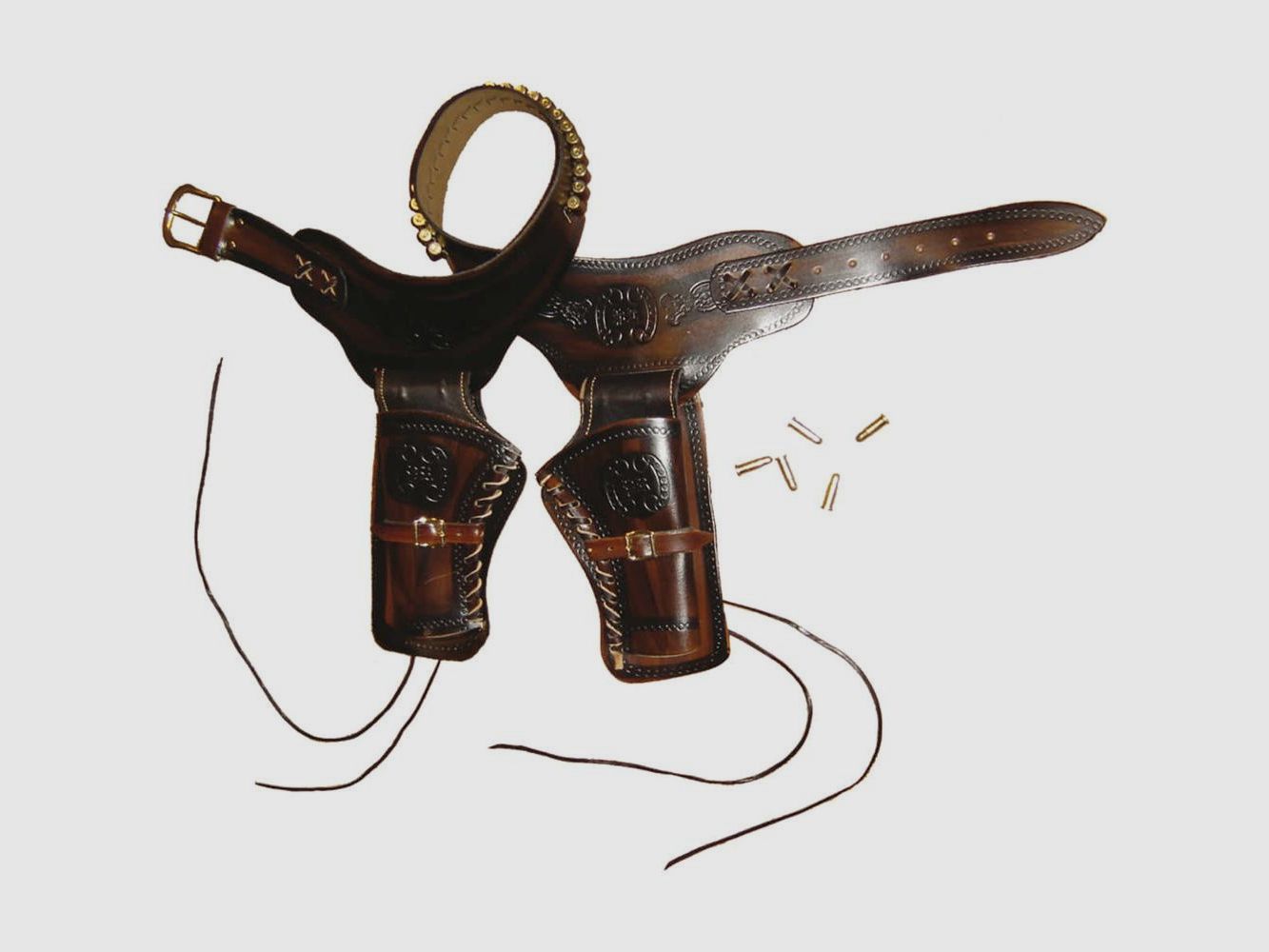 Western-Gürtel Denix Braun - Für 1 oder 2 Revolver - Widerstandsfähiges Kunstleder - Authentischer und Praktischer Stil, Bild 3 von 5
