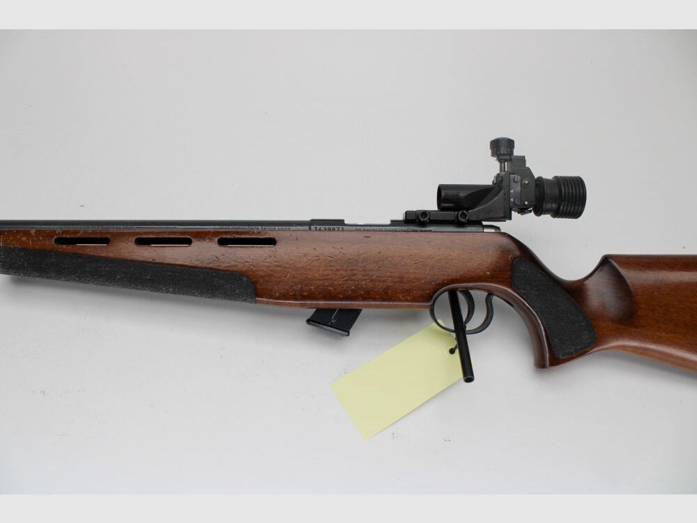 Rep. karabin Anschütz ST kal. .22lr z diopterem i lufą meczową .22lr