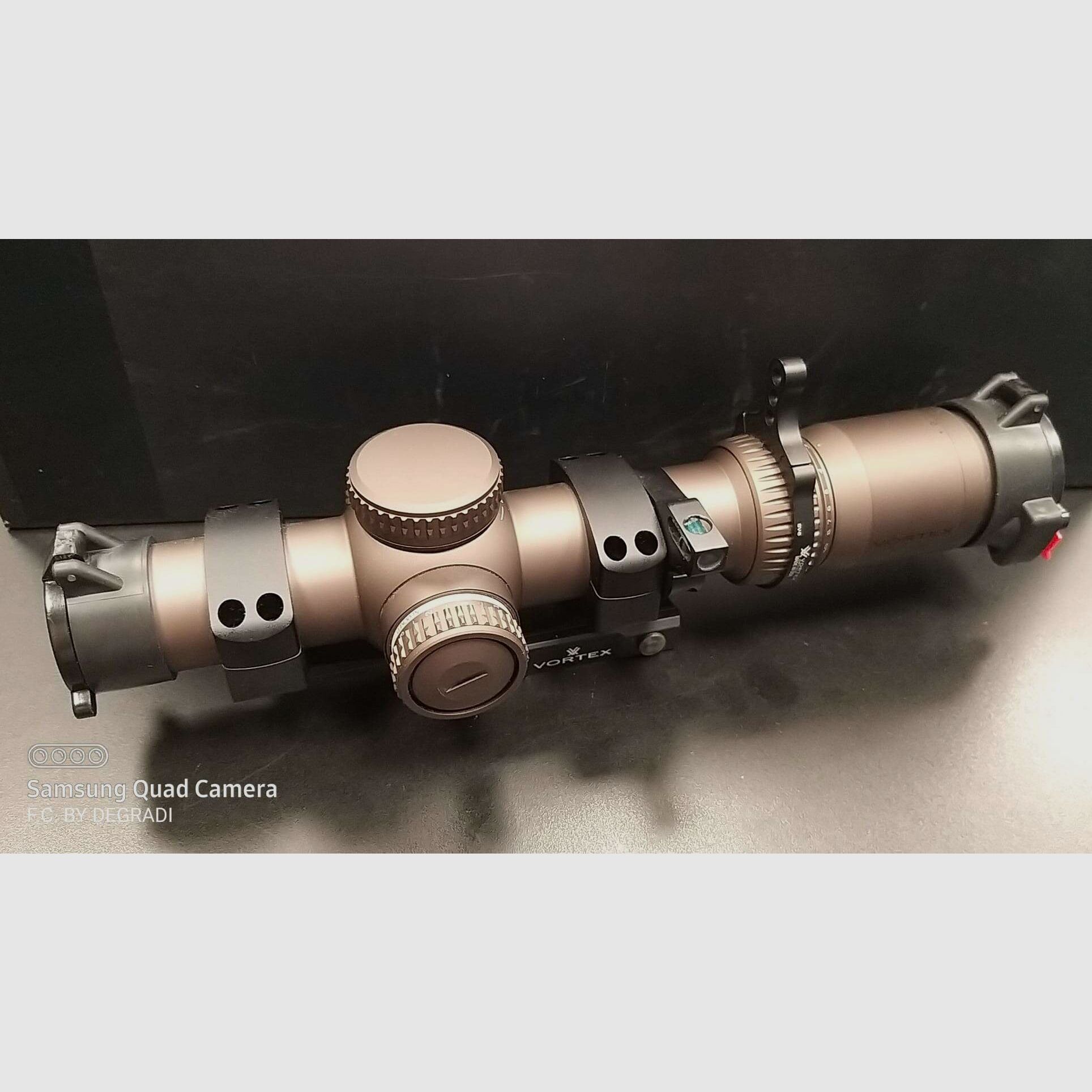 VORTEX RAZOR HD GEN III EBR-9 MRAD RETICLE, immagine 3 di 5