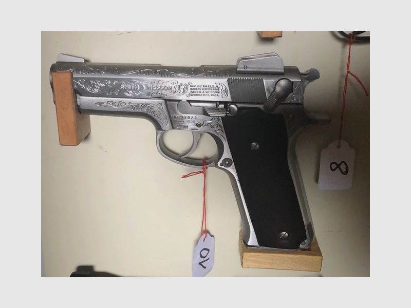 Smith & Wesson (Unikat) Pistole 9mm Lug. - ziseliertes Einzelanfertigung
