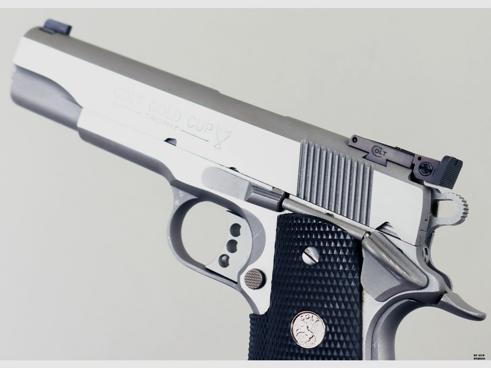 Pistolet Colt mod. Gold Cup Trophy cal. 45 ACP n° GCT15326, image 6 sur 14