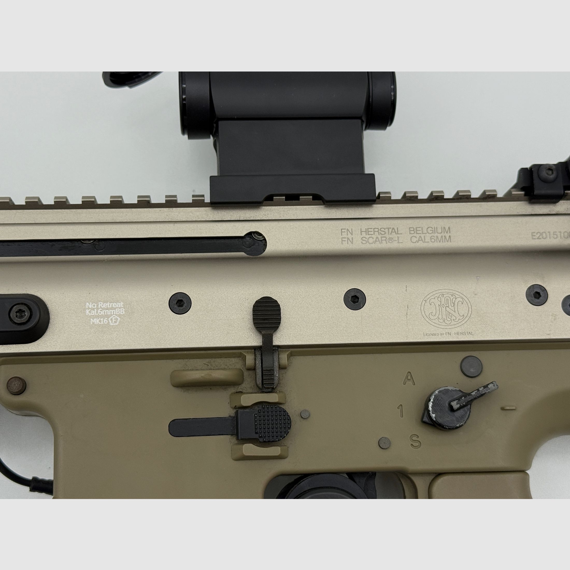 WE / Cybergun SCAR-L GBB Airsoft rifle – gas blow-back – used – with accessories