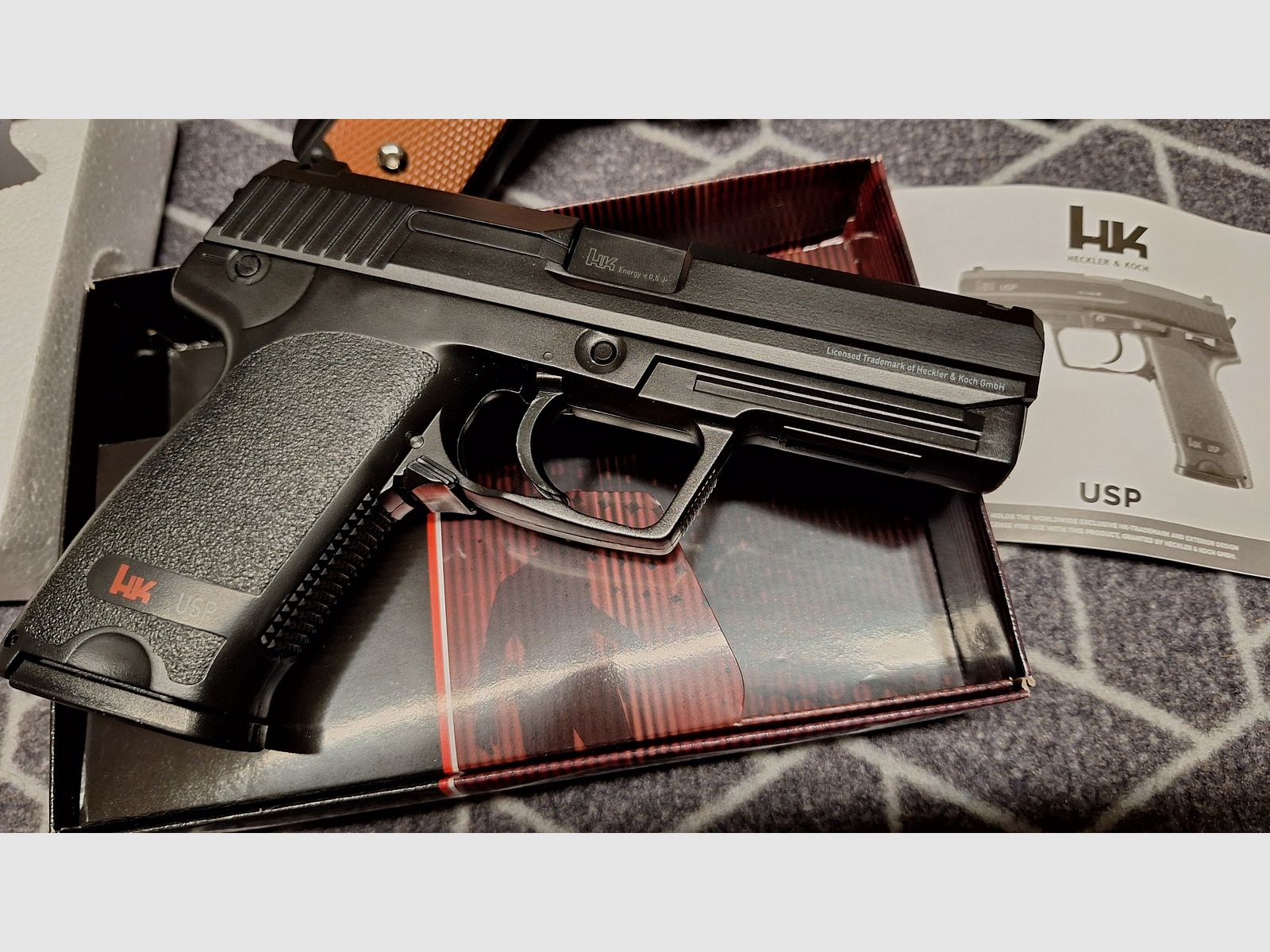 Federdruck Airsoftpistolen Konvolut: D.E./H.K./1911/u.a. NEUWERTIG