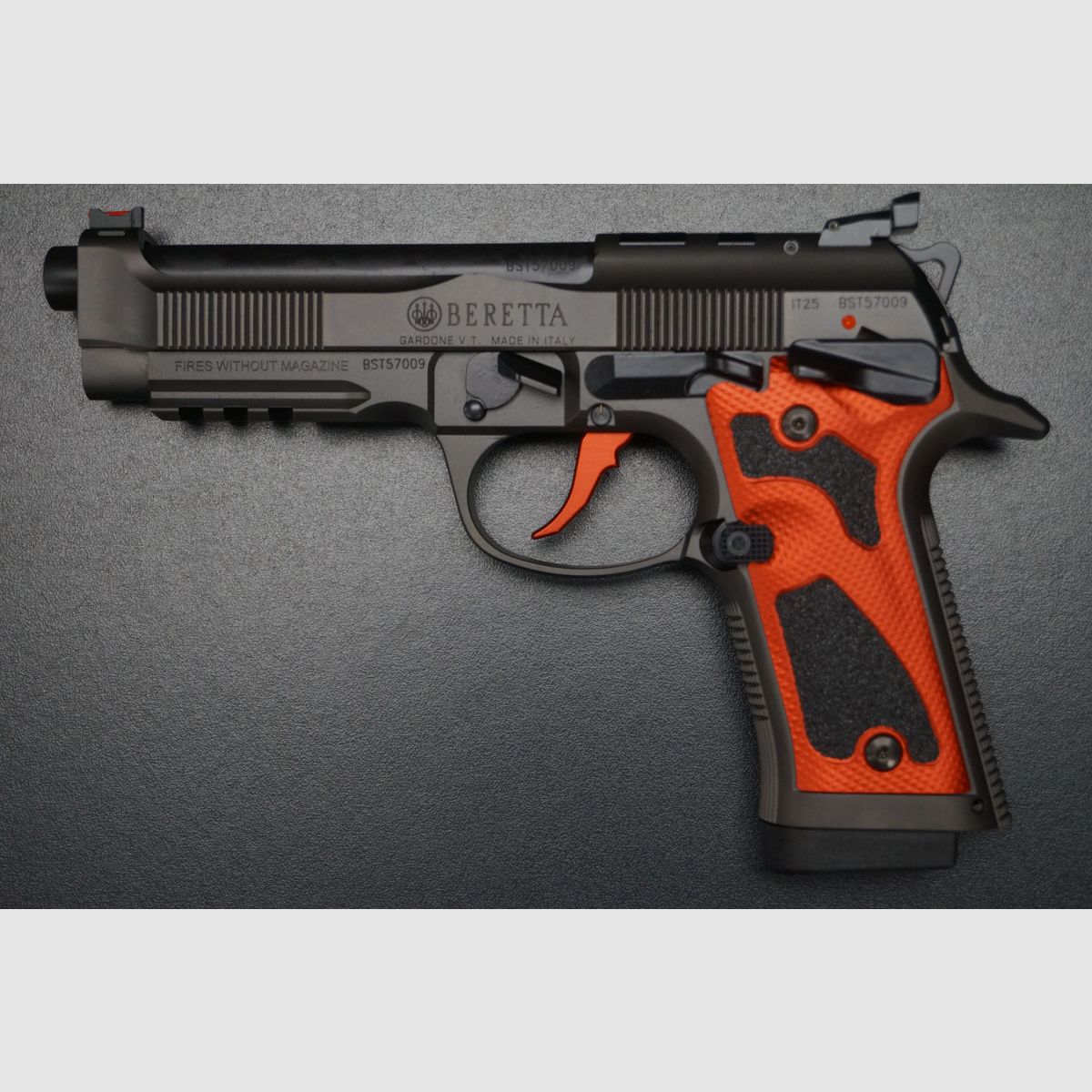 Beretta 92X Performance Dark Series Red, image 9 sur 9
