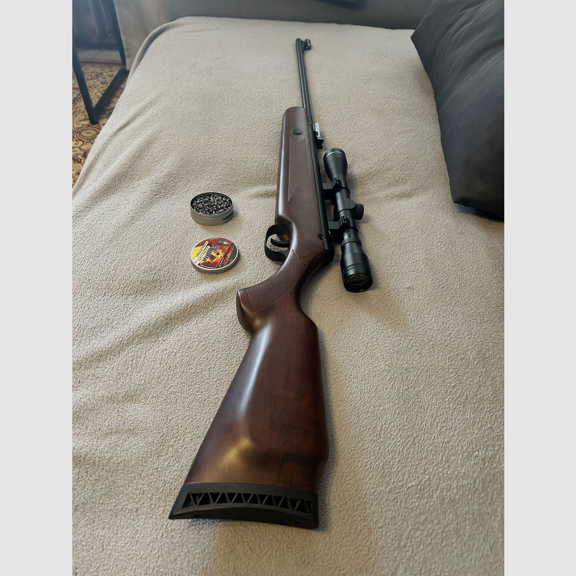 Hämmerli Hunter Force 600 4,5 MM mit Munition Und Zielfernrohr  VB