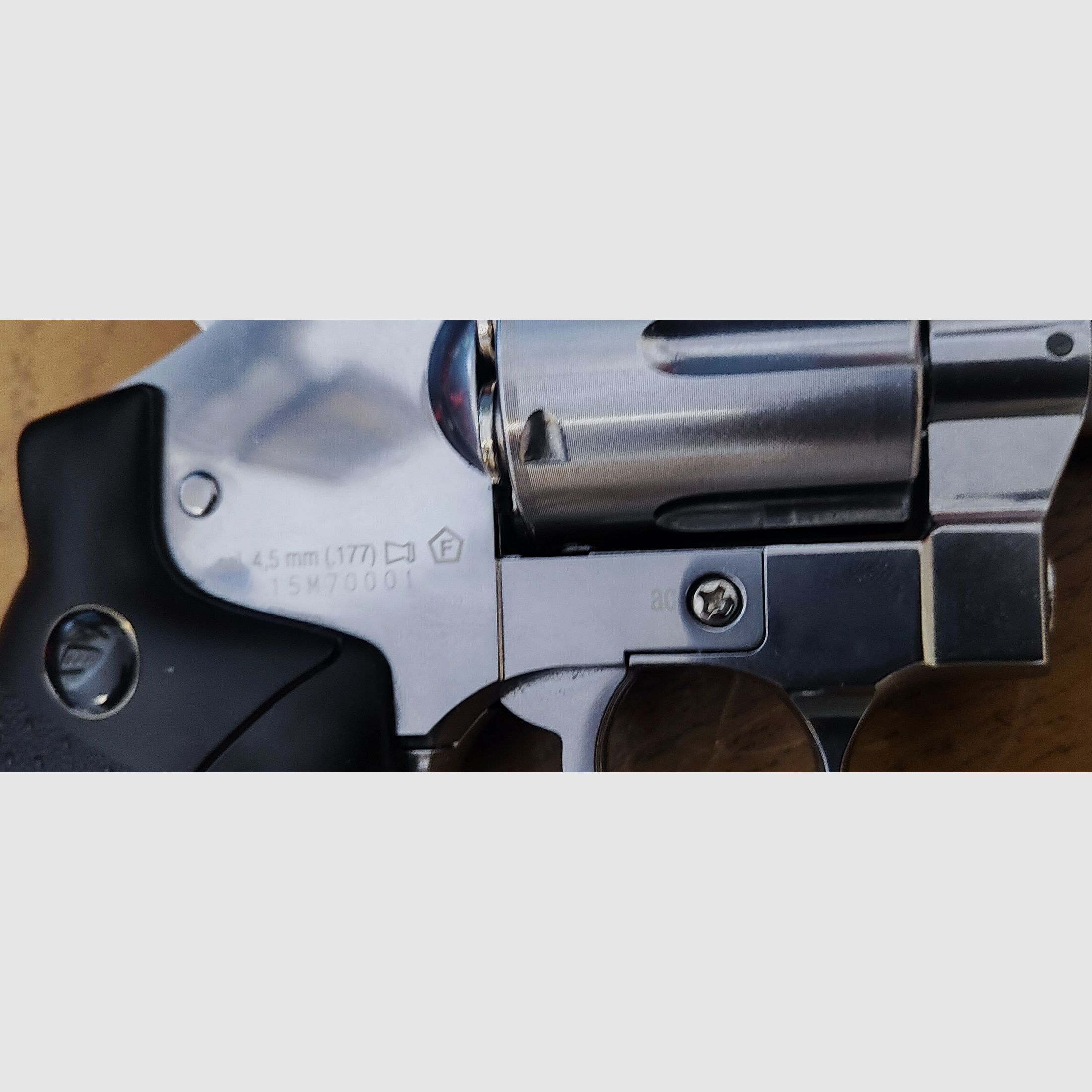 Legends - S40 CO2 Revolver Cal. 1.77 (4,5mm Diabolo)