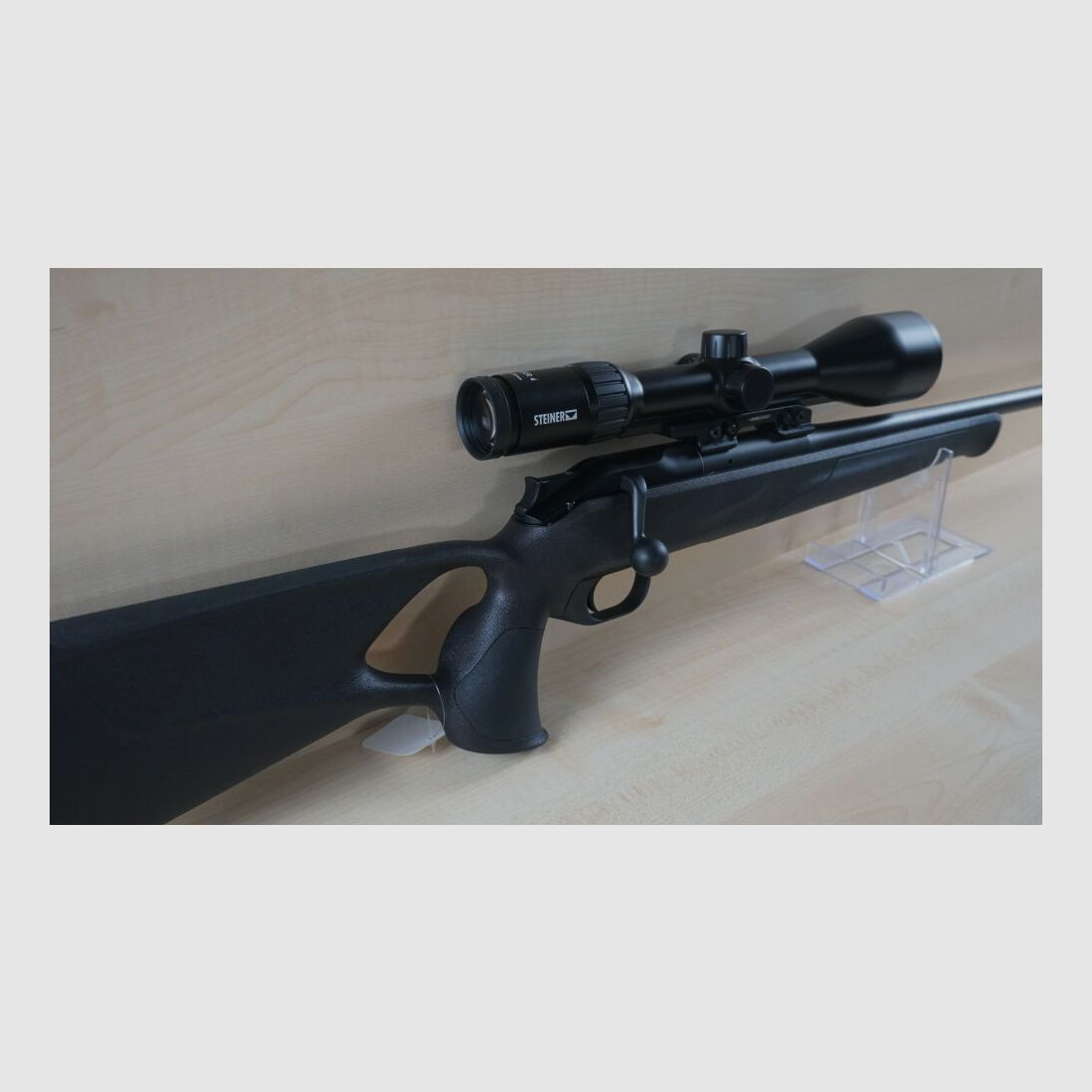 Blaser R8