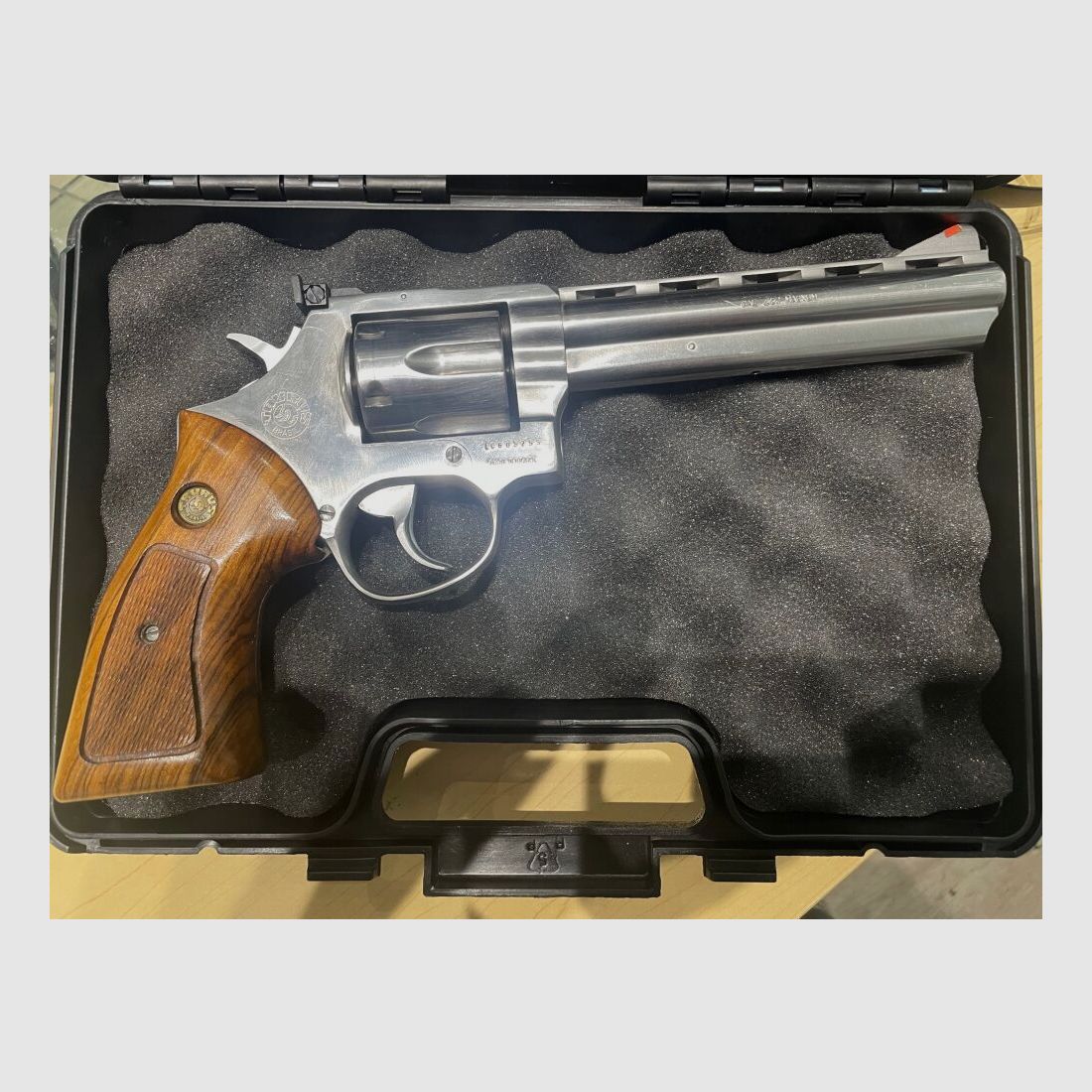 Taurus M 689