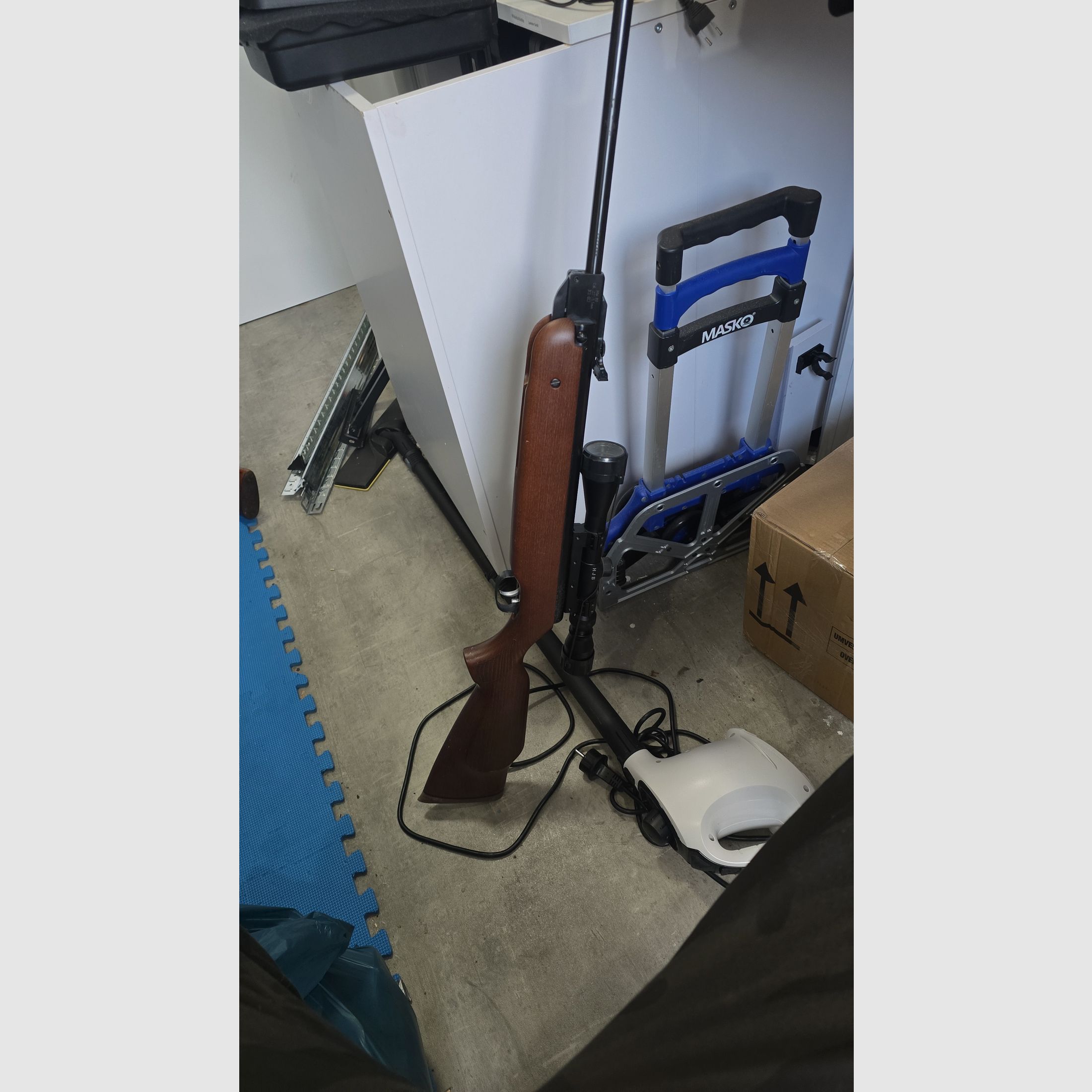 HW77 Air rifle Caliber .22 Luftdruckgewehr von Weihrauch 