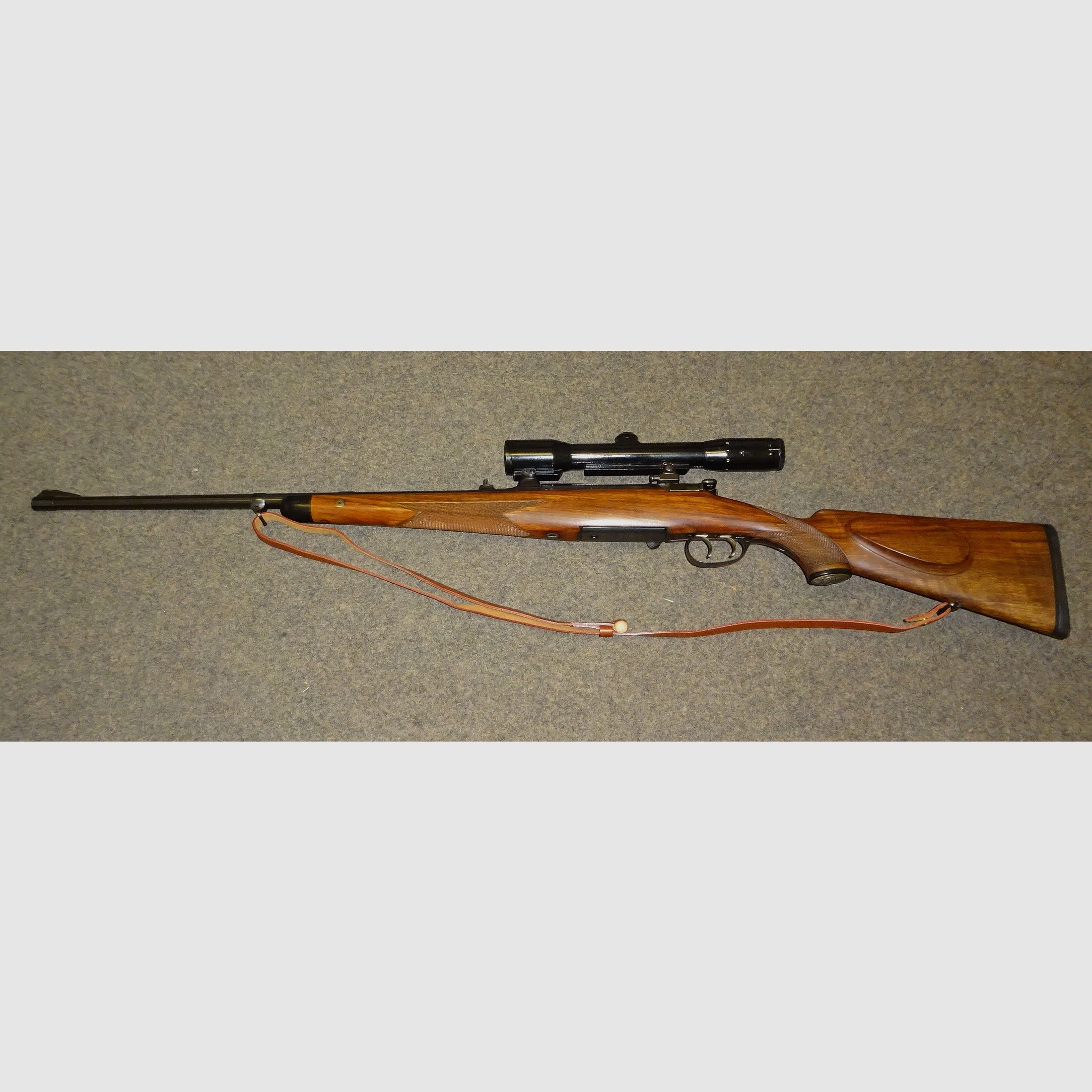 Rep. karabin STEYR (MANNLICH-SCHÖNAUER) "GK" w kal. 7x57 z lunetą ZEISS "Diavari-D" 2-6x z świetnym łożem i zabezpieczeniem przesuwanym