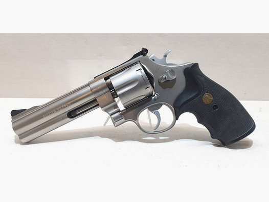 Smith & Wesson	 Model of 1988