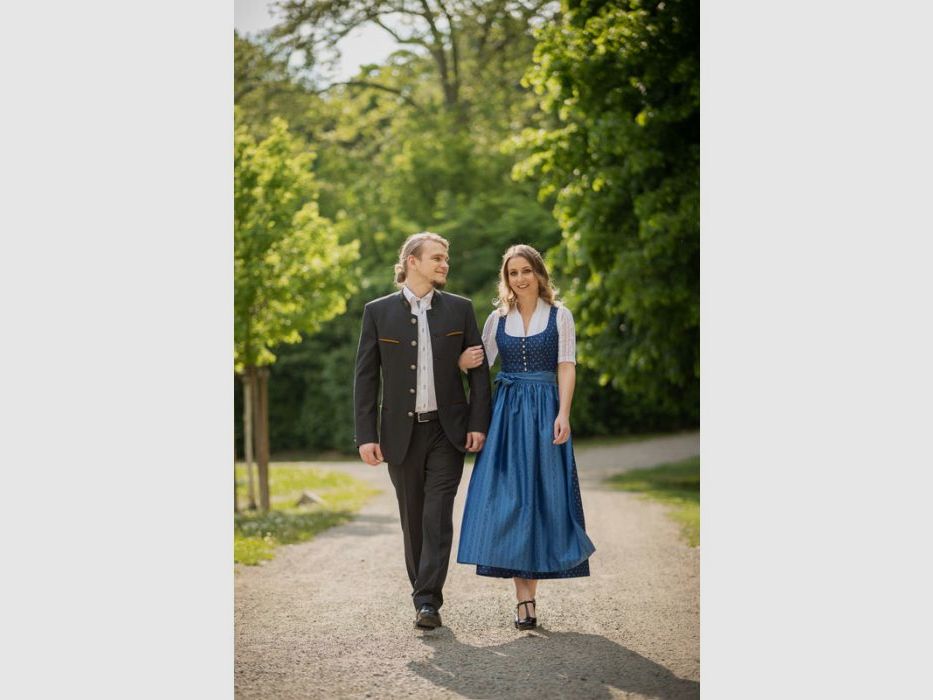 Wenger D-Festtagsdirndl Eisenstädter, image 1 of 8