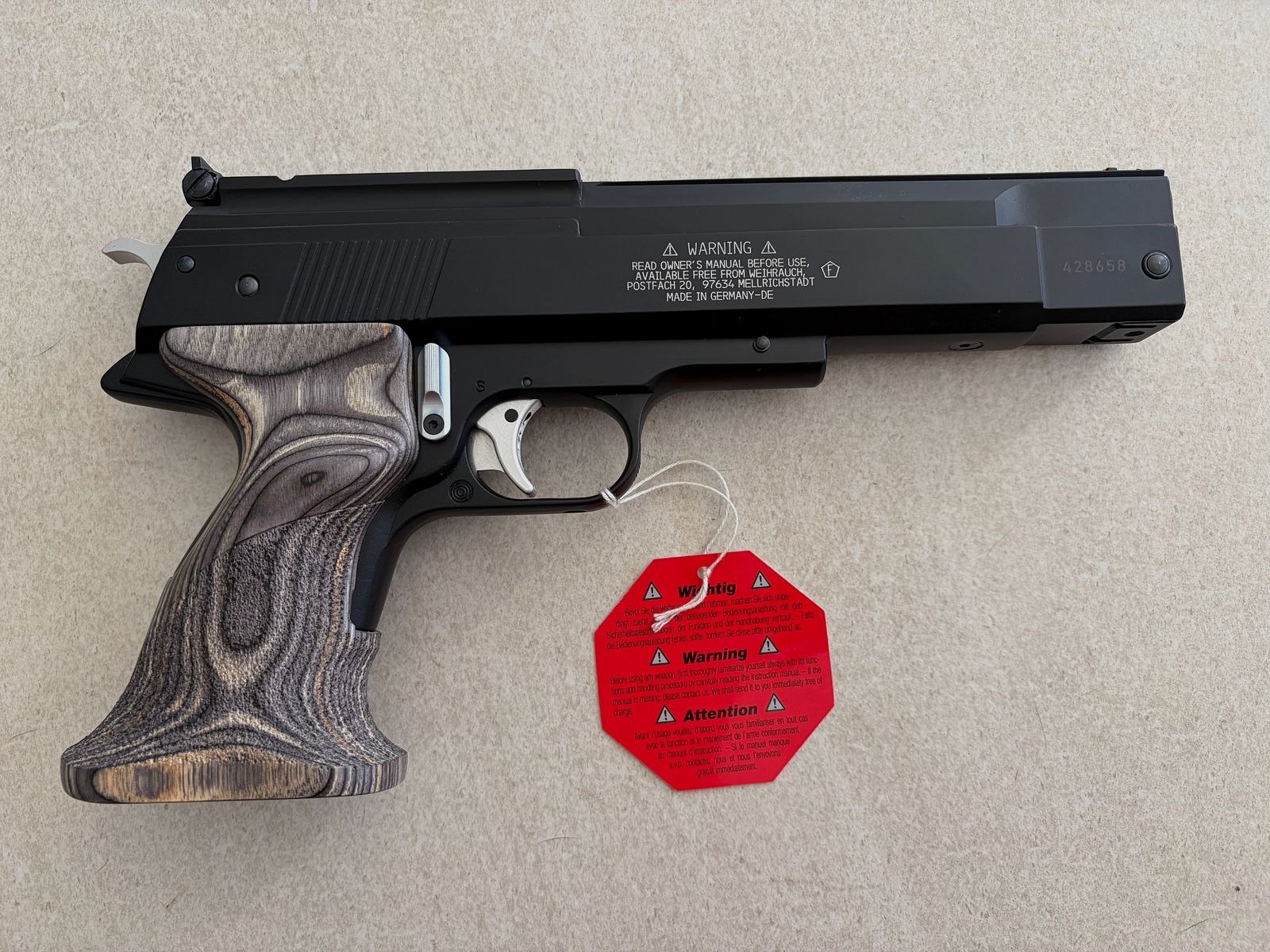 HW 45 Black Star | New & unused | Gun case | 4.5 mm