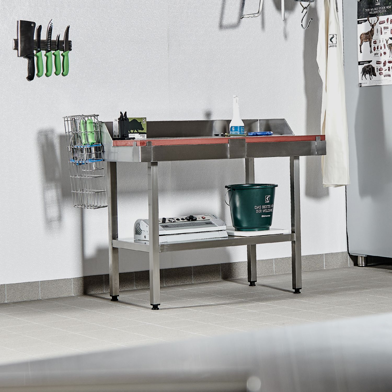 Step table with base (700 mm), image 3 of 3