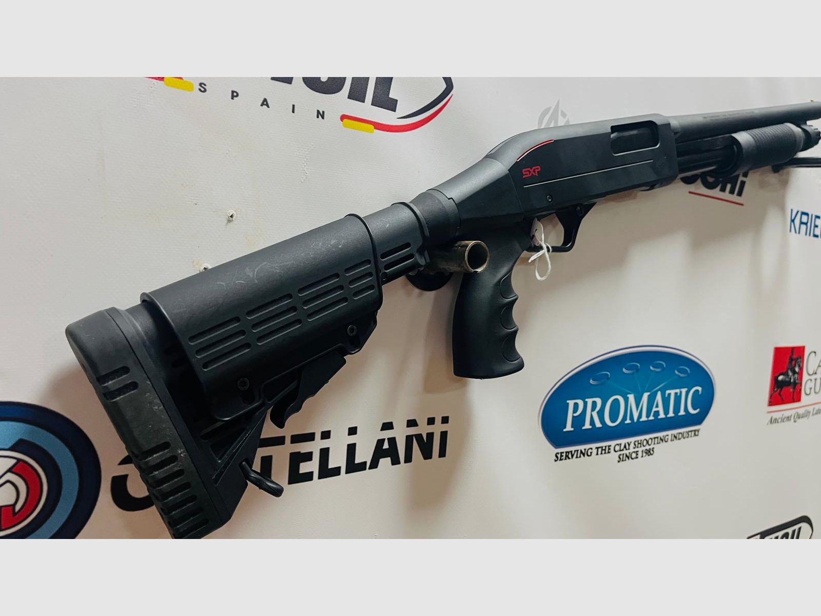 Pump-Action Shotgun Winchester SXP Defender Tactical Adjustable 35 4+1 Barrel 36cm Interchangeable Chokes *NEW*, image 2 of 2