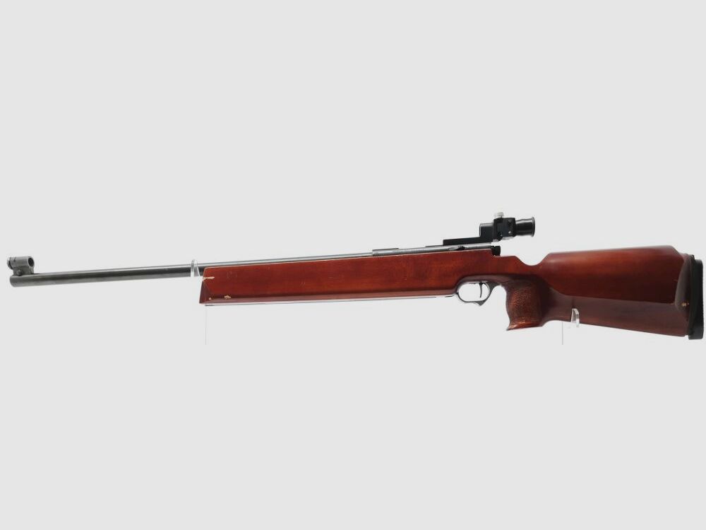 Armes de sport Suhl M150