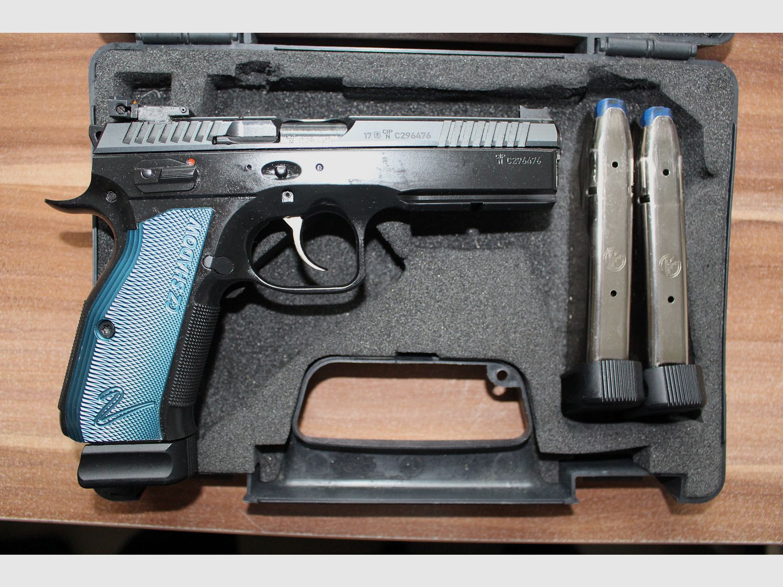 CZ-Shadow Line II w kolorze turkusowym