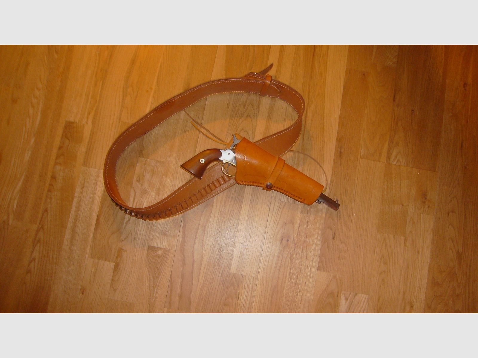 For sale due to hunting assignment