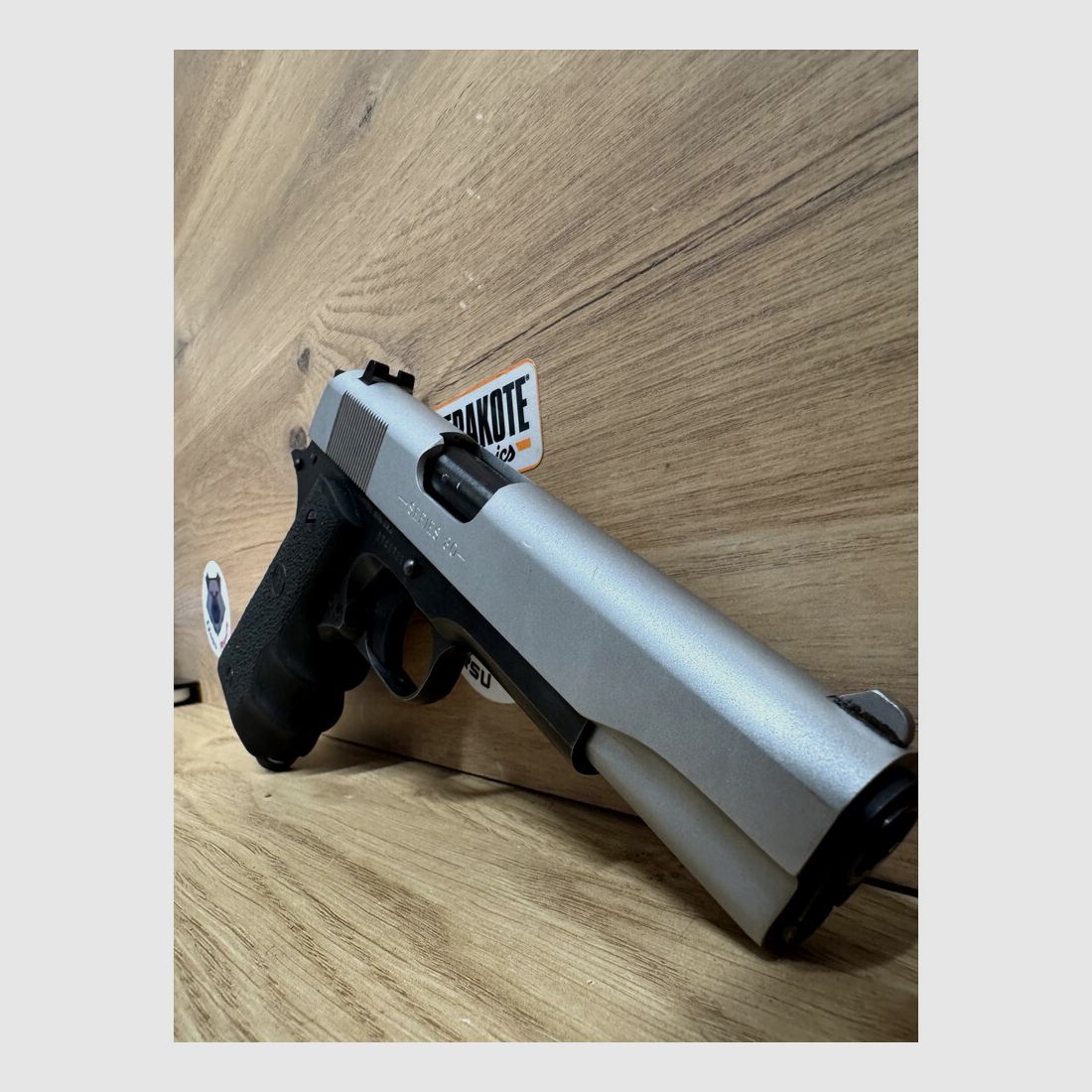 PISTOLA COLT M1911 A1 SERIES 80 45ACP usato, immagine 4 di 8