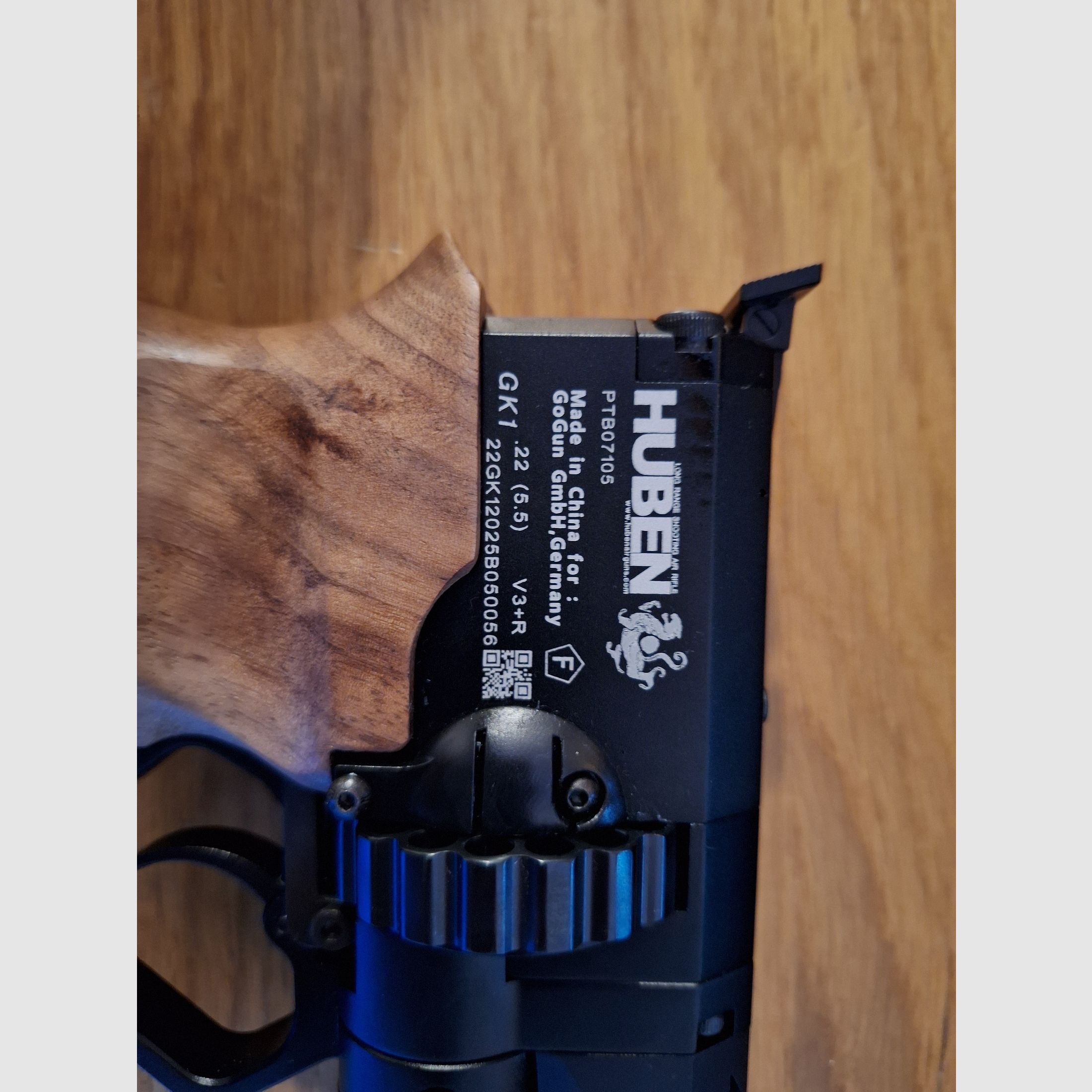 Huben GK1 V3 incl. silencer 7.5 Joules, very good condition,
