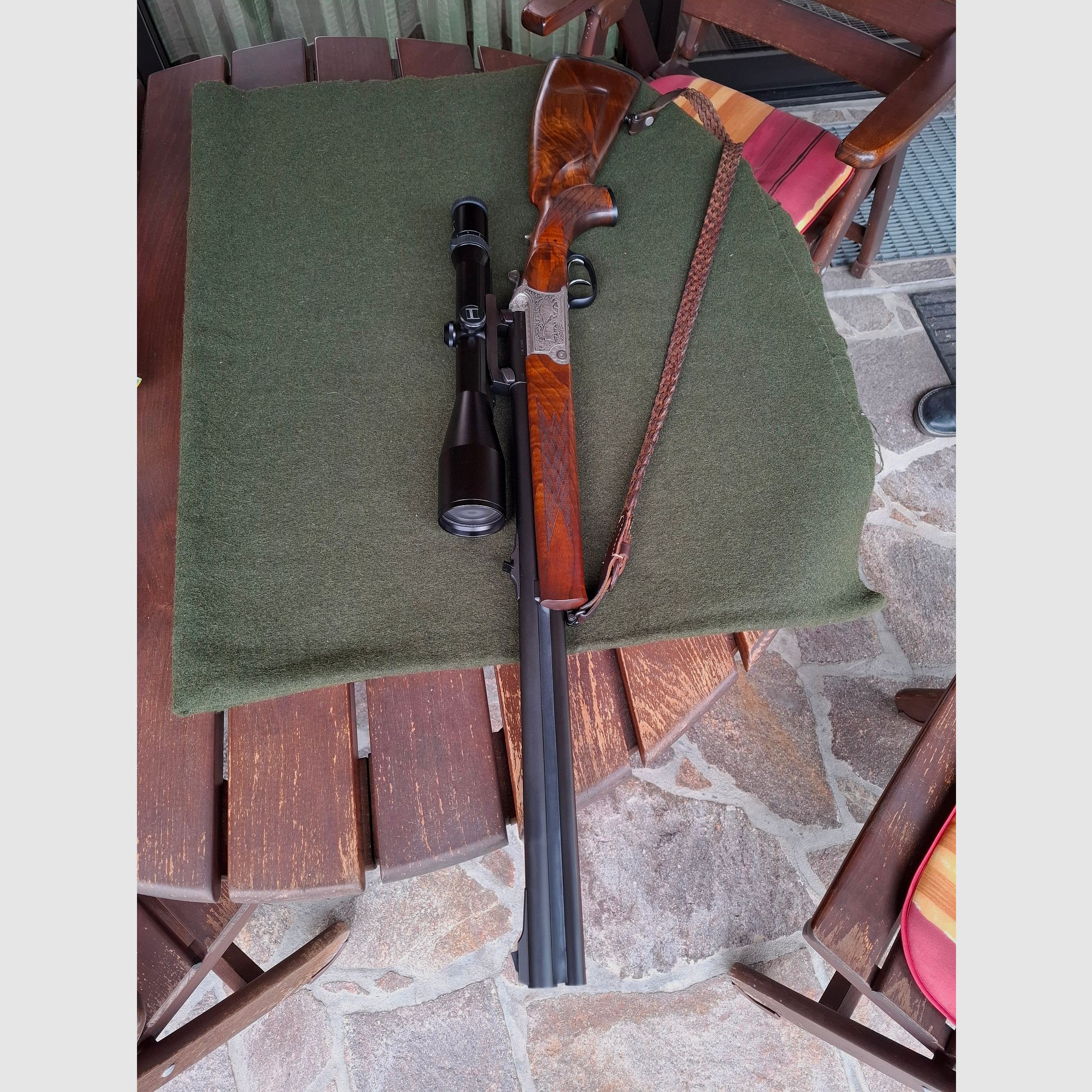 Bockbüchsflinte von Blaser mit Zielfernrohr