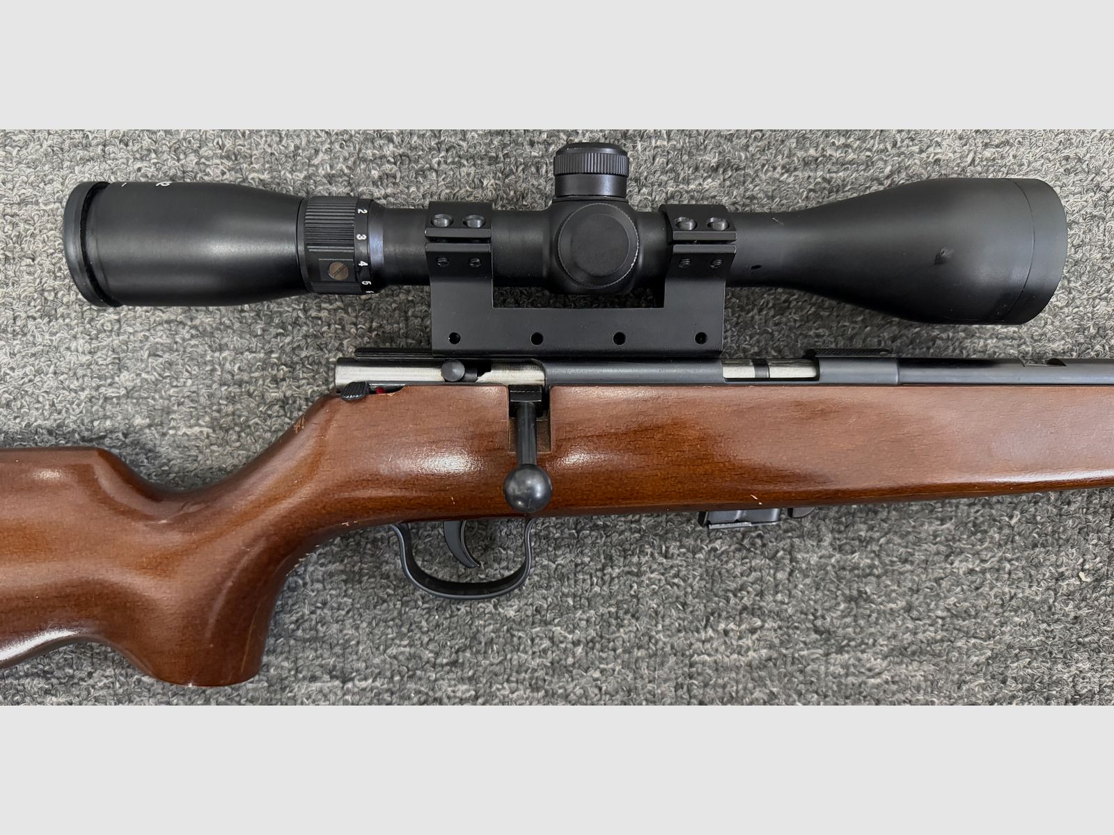 Voere .22lfb + ZF 1,5-6x42