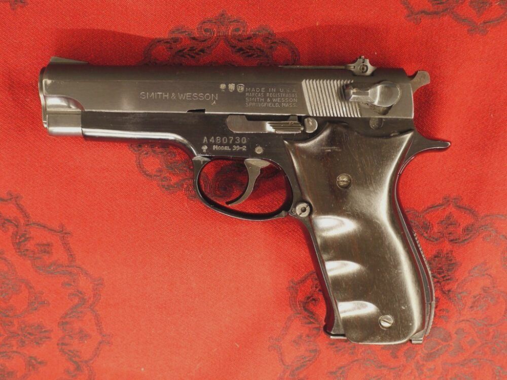 Smith & Wesson 39-2