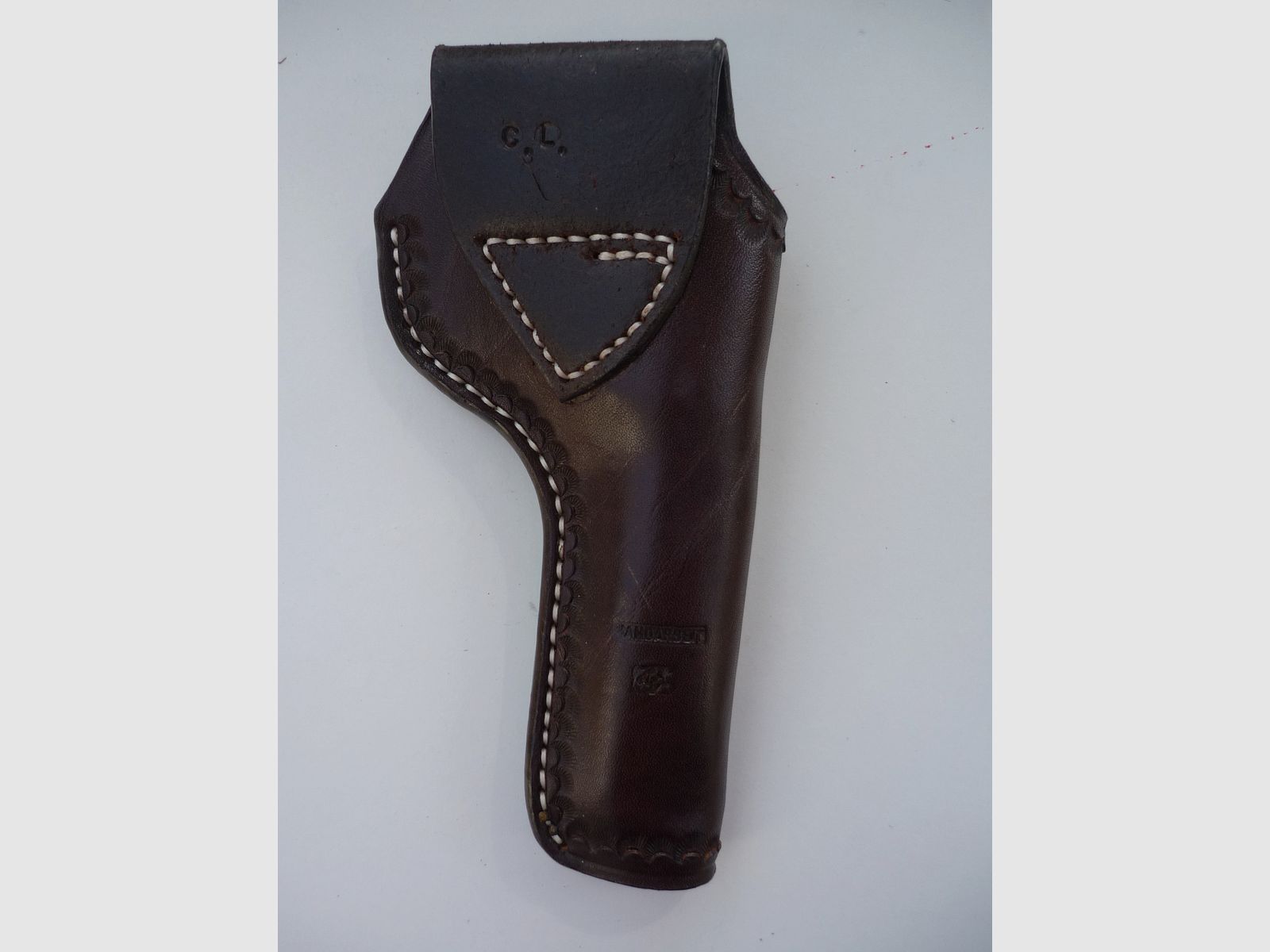 HKDesign Holster Art. Nr. 005 with edge pattern for a smaller revolver - left-handed, image 2 of 9