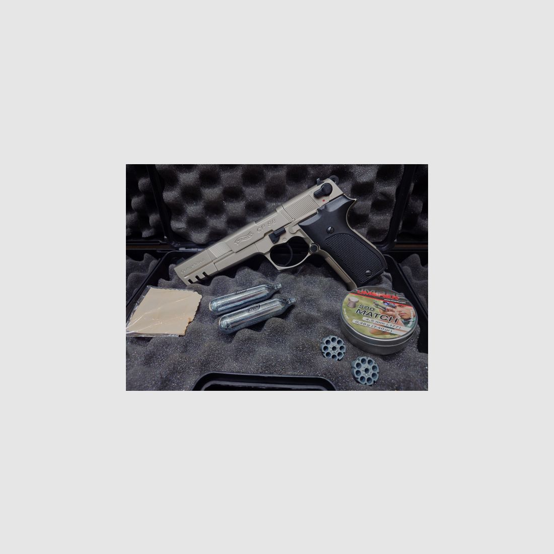 KUNDENWAFFE - WALTHER CP 88 COMPETITION - CO2-PISTOLE - 4,5MM SET - PICATINNY-ADAPTER + CO2 + DIABOL