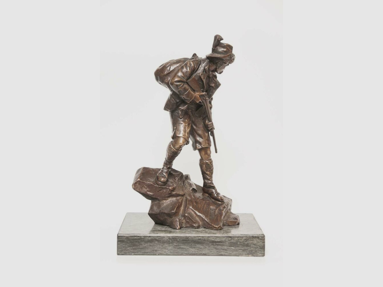Oskar Hertel bronze casting hunter sculpture