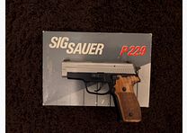 Auflösung meiner Sammlung: SIG Sauer Mod. P229 Kal. .40 S&W - LPA Visir vorhanden