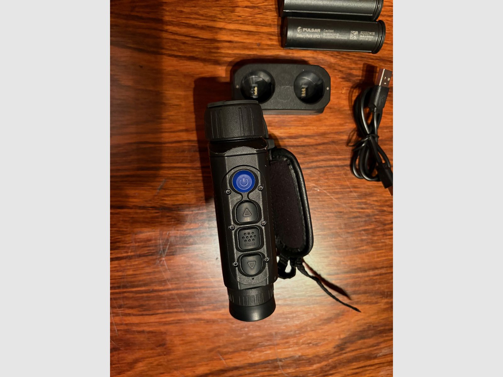 Pulsar Axion xm30s with battery charger and battery pack