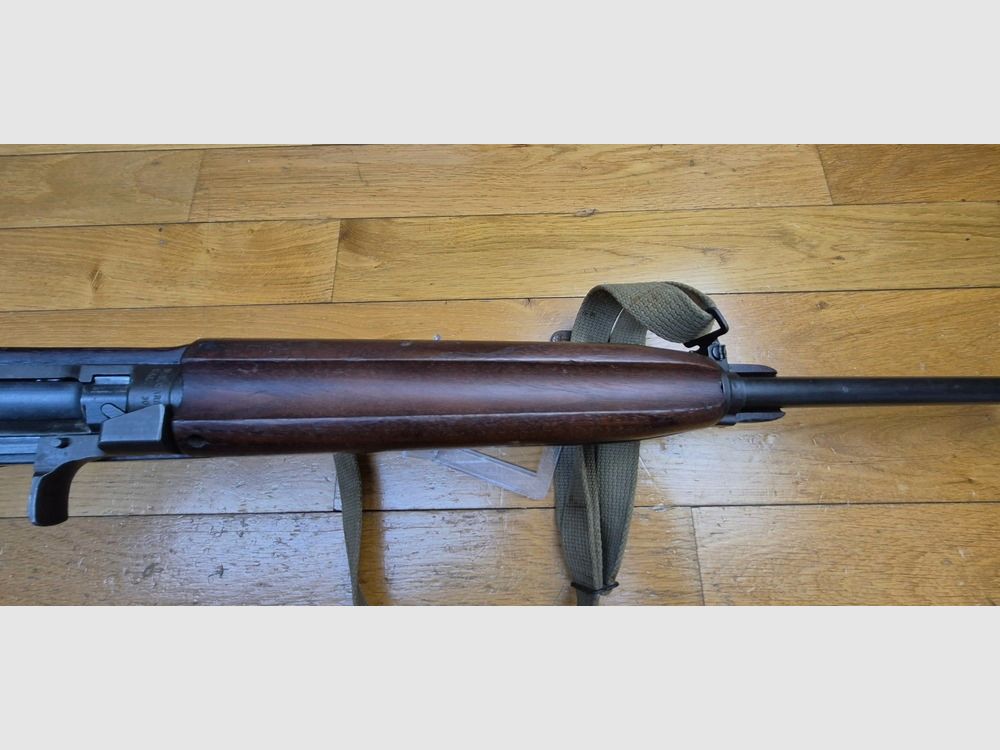 Tombée du ciel ! Rarissime Carabine USM1 A1 de parachutiste des toutes premières fabrications – Arme INLAND de mai 1943 – 1ière série de 70.948 armes – 100% Inland et 100% d&rsquo;origine – Cal .30 M1 – Pièce rarissime en excellent état mécanique et esthétique – Cat B 2e) ! – TBE++, image 24 sur 55